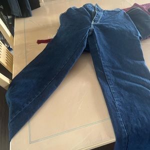 Vintage Jordache jeans Waist 31 they have been cut need to hemThe length is 28.